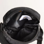 キャタピラー モンタナ 超軽量 ショルダーバッグ 1.8L