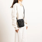 キャタピラー モンタナ 超軽量 ショルダーバッグ 1.8L