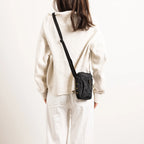 キャタピラー モンタナ 超軽量 ショルダーバッグ 1.8L