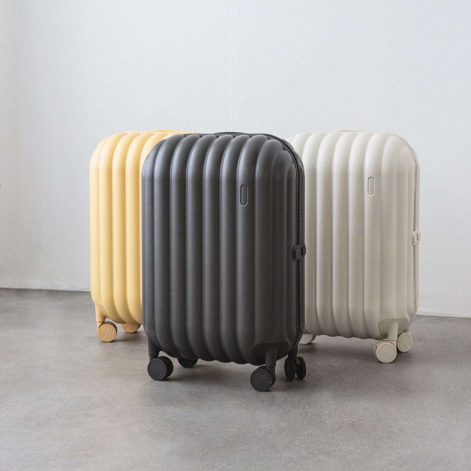 ARTRIPS | アートリップス スーツケース Bread Mサイズ 51L | 公式通販