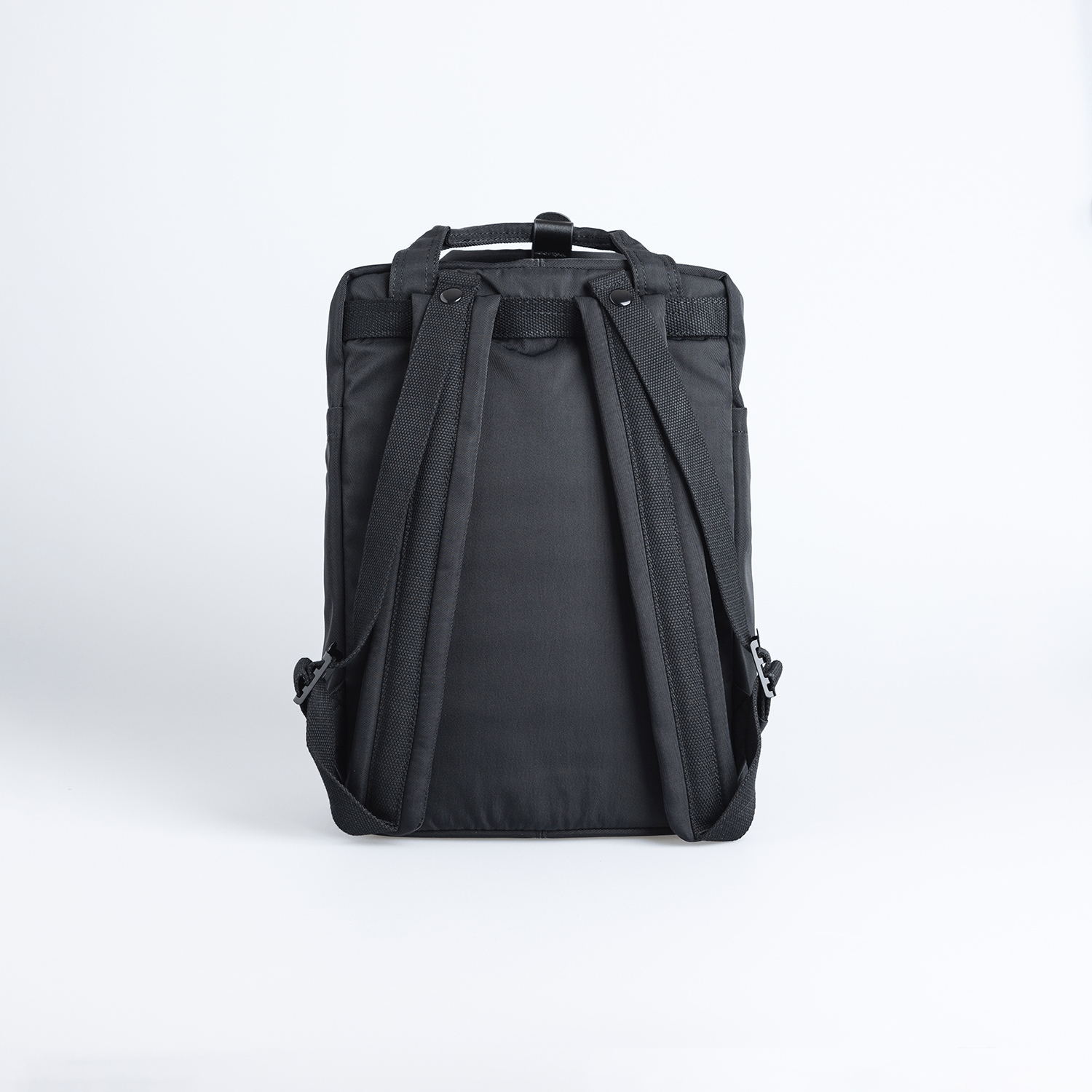 Macaroon Black Series 16L