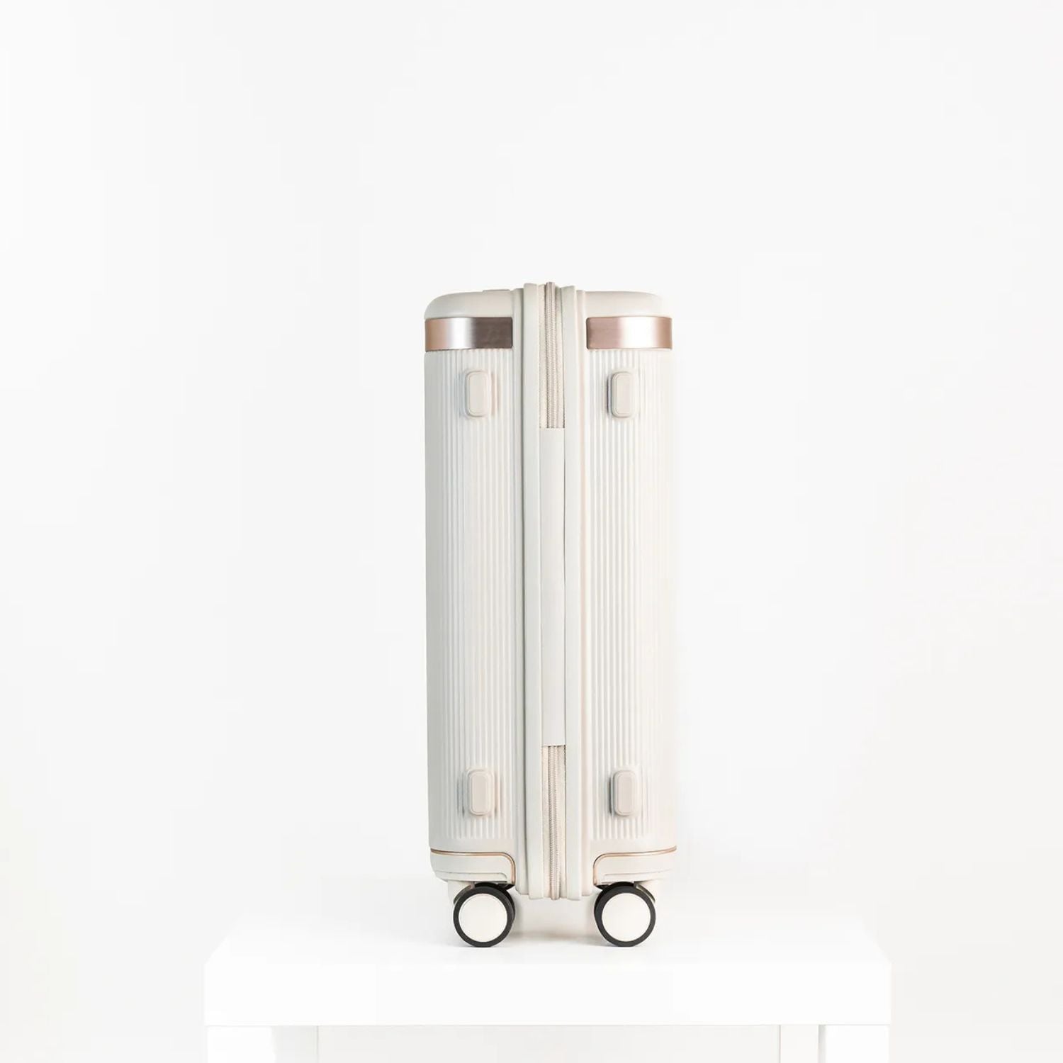 エコーラック ダイナスティ 機内持ち込み スーツケース