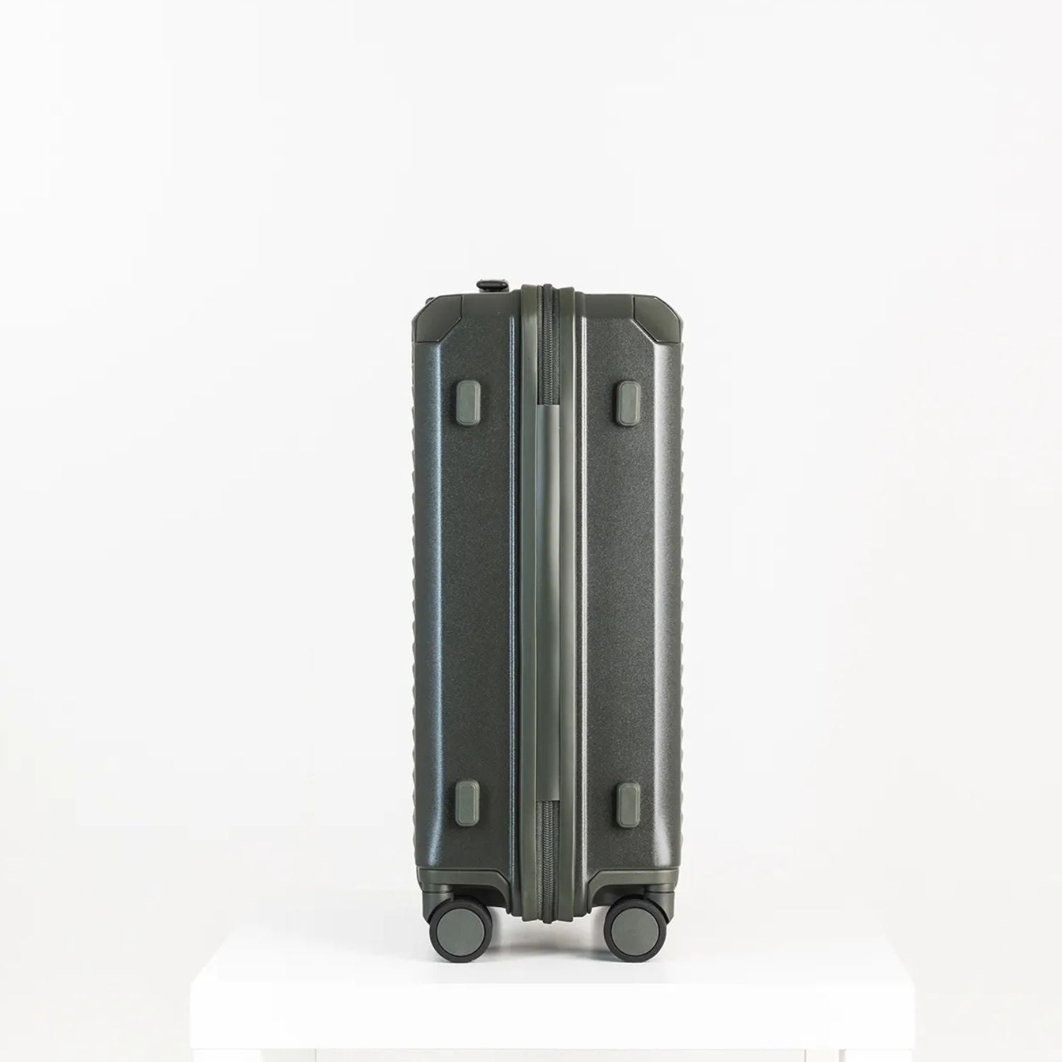 エコーラック ショーグンEVO 機内持ち込み スーツケース