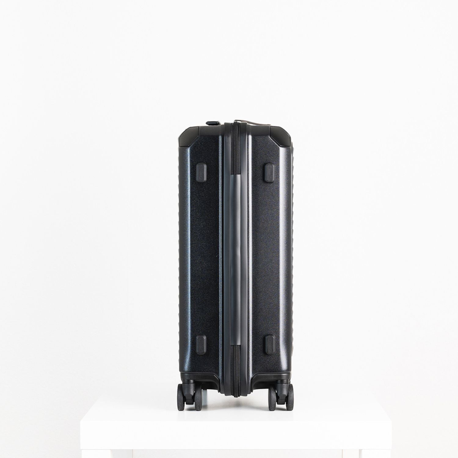 エコーラック ショーグンEVO FA 機内持ち込み スーツケース