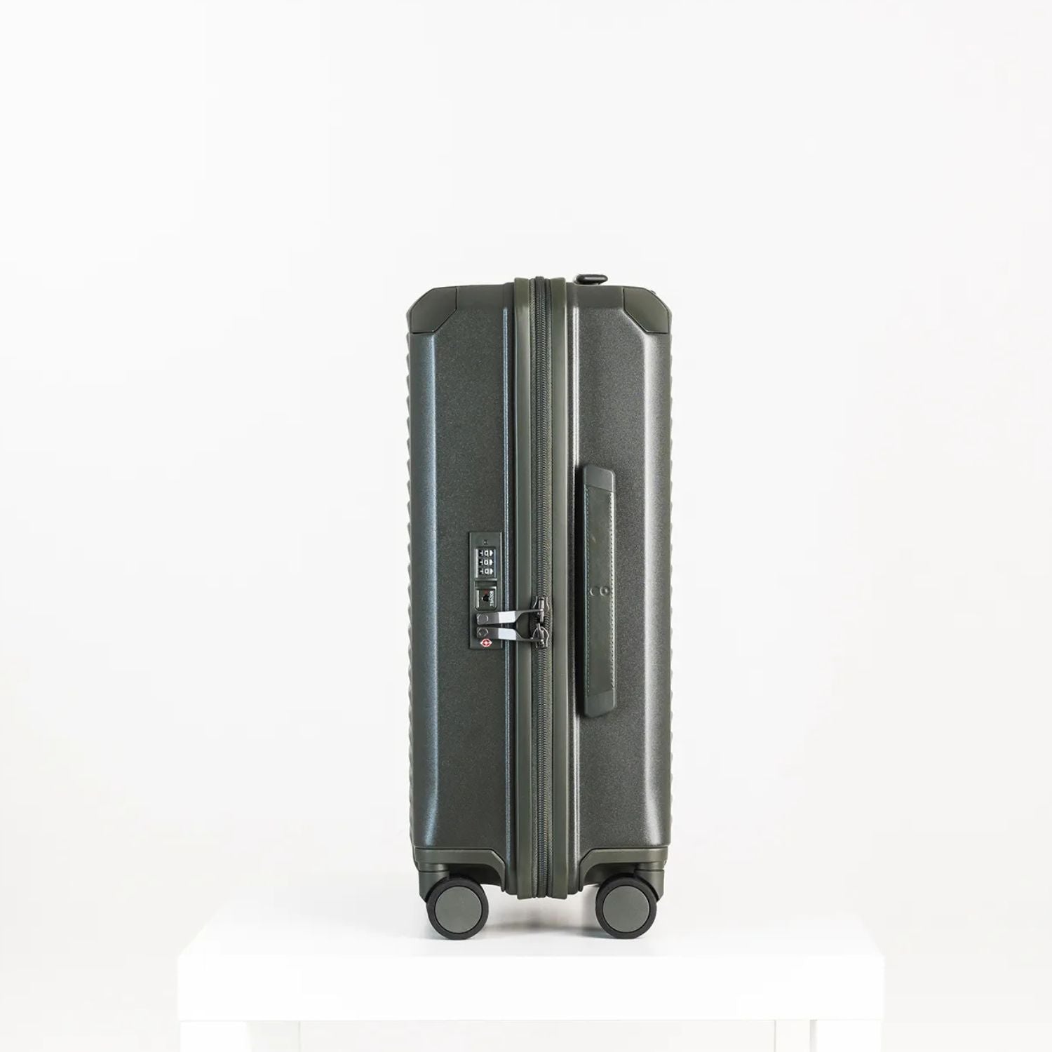 エコーラック ショーグンEVO 機内持ち込み スーツケース