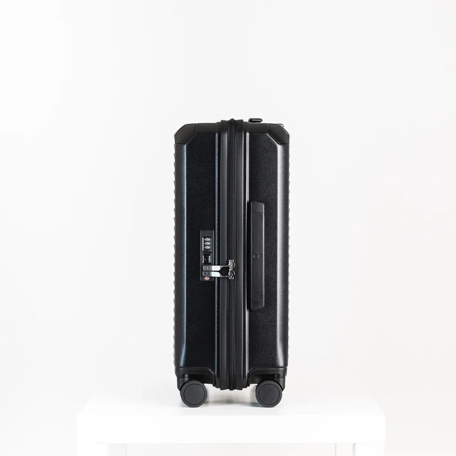 エコーラック ショーグンEVO 機内持ち込み スーツケース