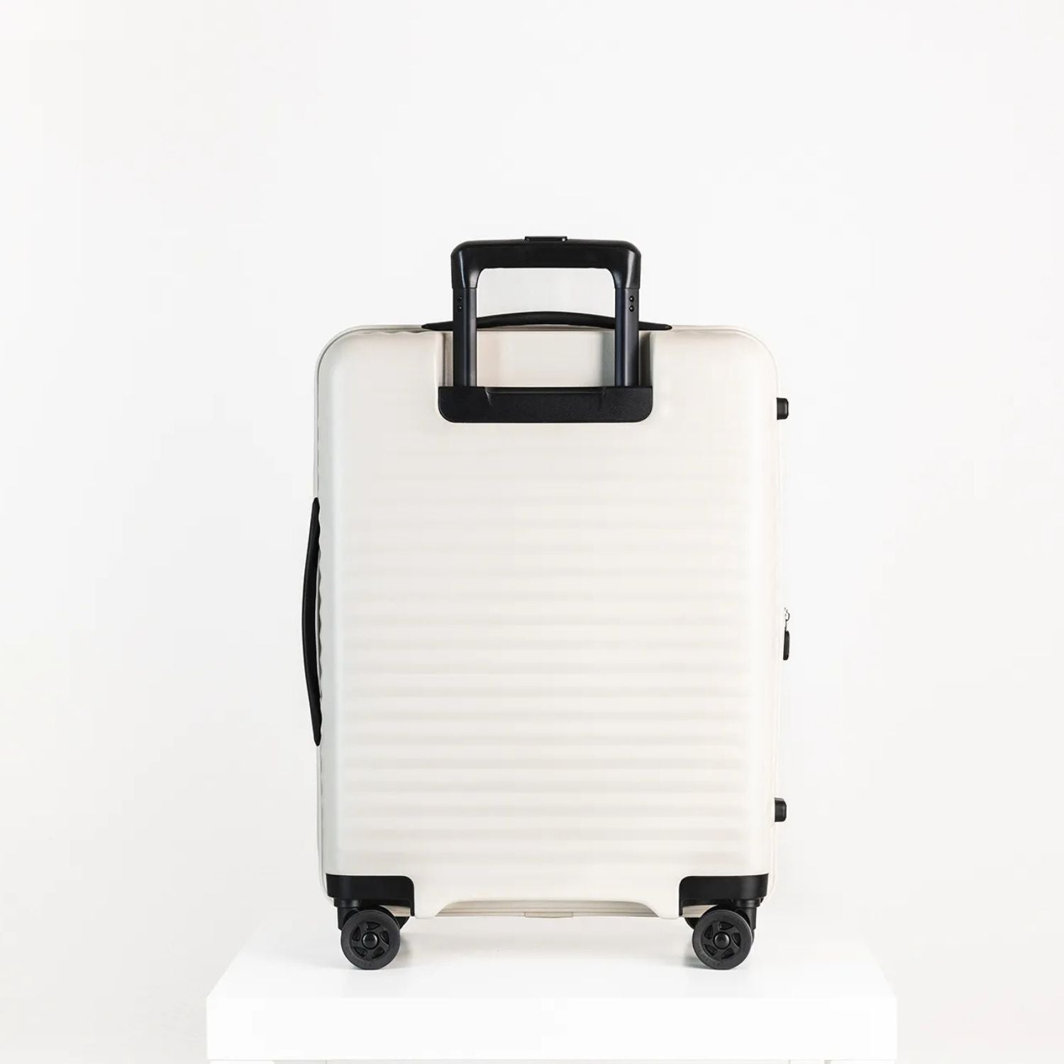 エコーラック セレストラ 機内持ち込み スーツケース