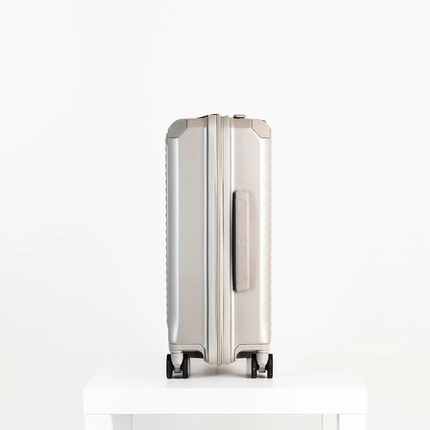 エコーラック ショーグンEVO FA 機内持ち込み スーツケース