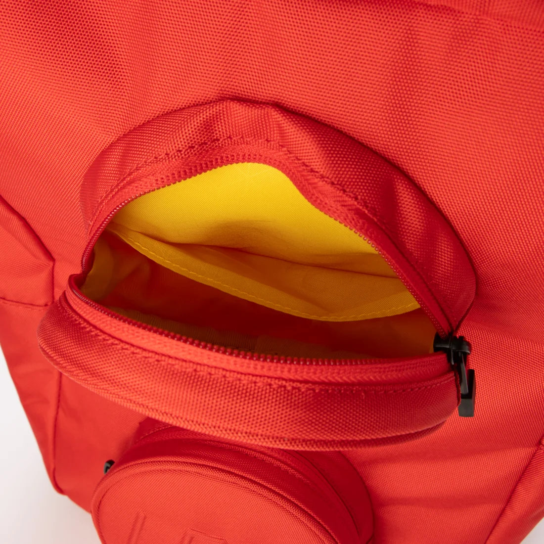 【限定展開】 Signature 2 Brick 1x2 Backpack｜Red
