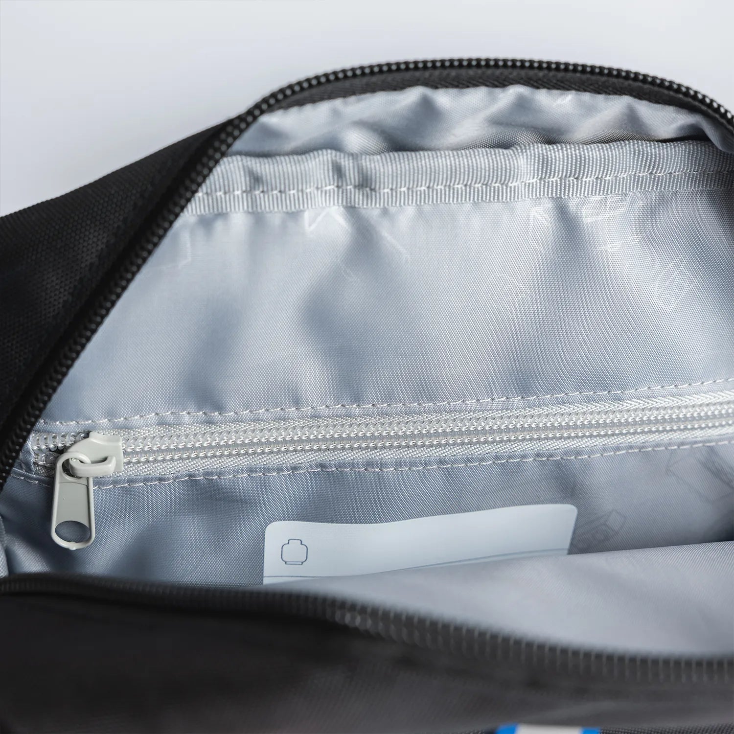 Signature Brick 1x1 2way Bag｜Multi