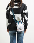 【特典付き】Signature Brick 1x1 Crossbody Bag｜White