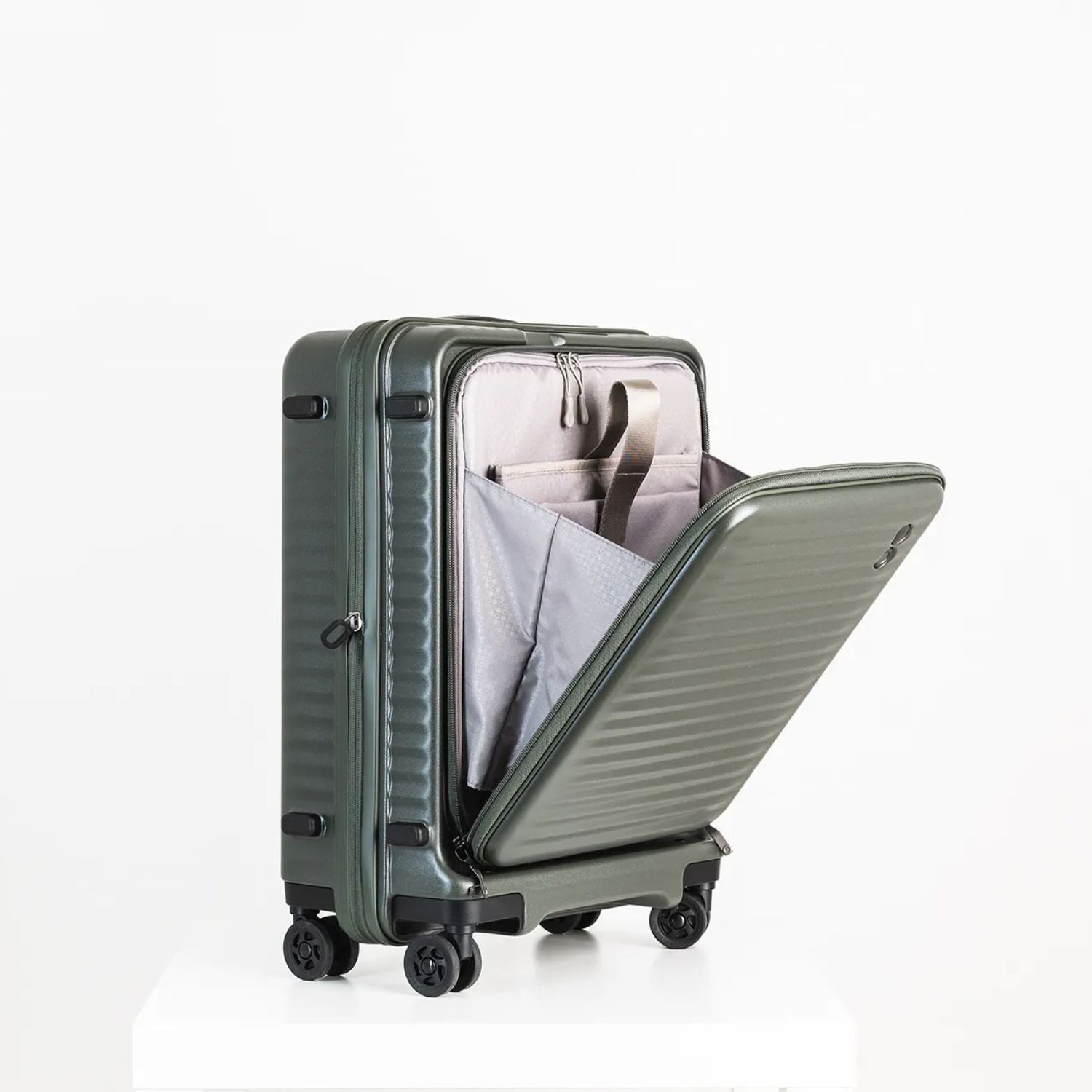 エコーラック セレストラ 機内持ち込み スーツケース