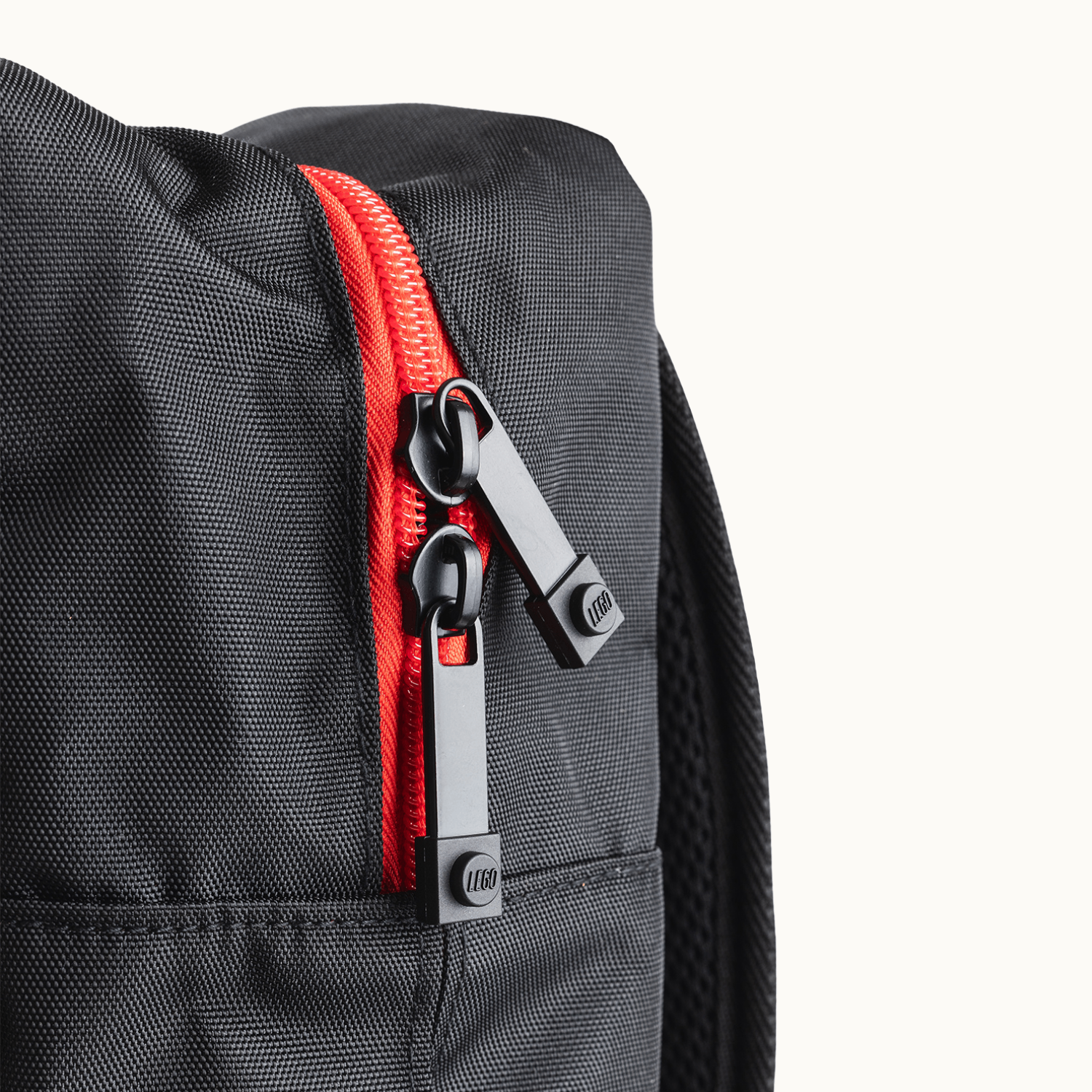 SIGNATURE BRICK 1X2 BACKPACK