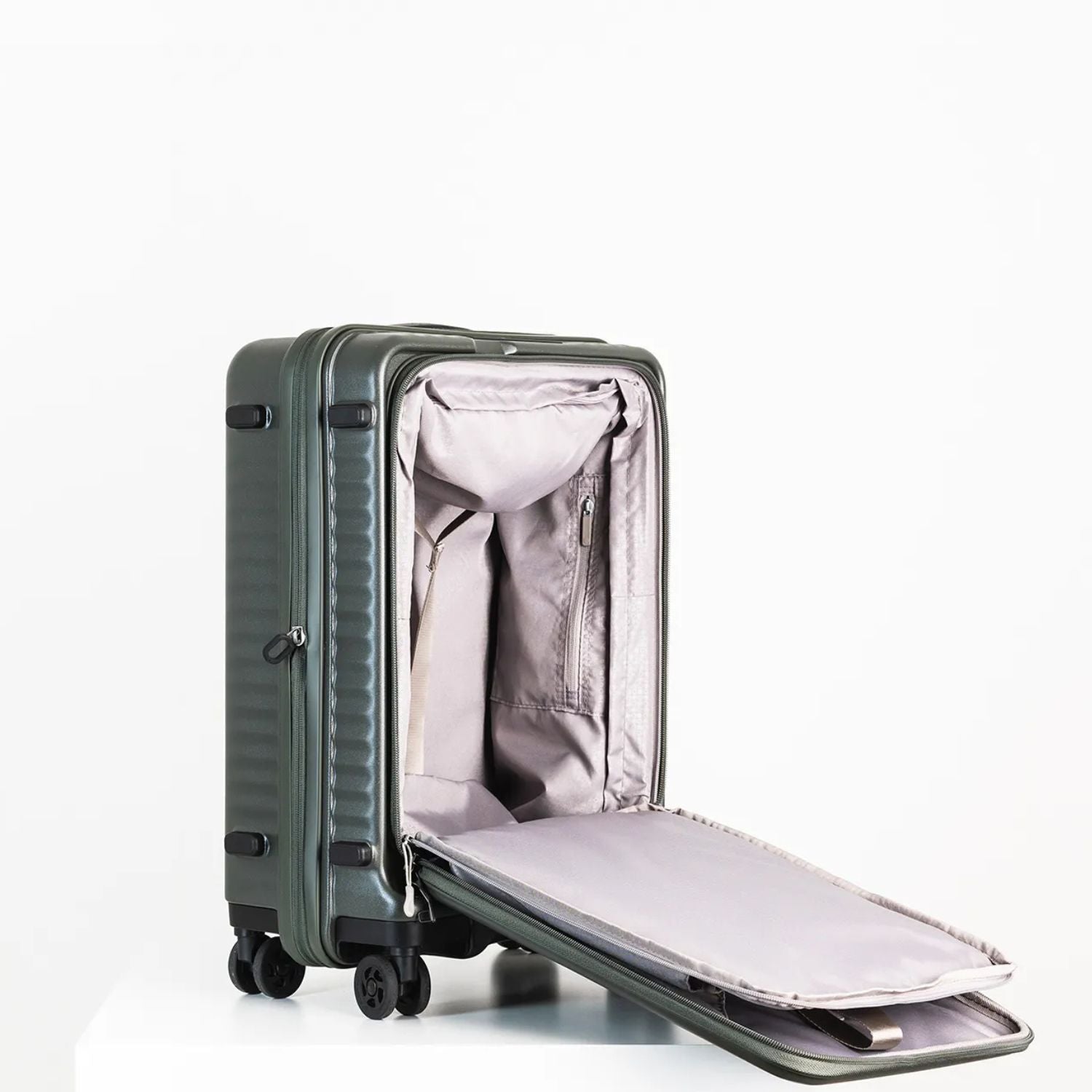 エコーラック セレストラ 機内持ち込み スーツケース