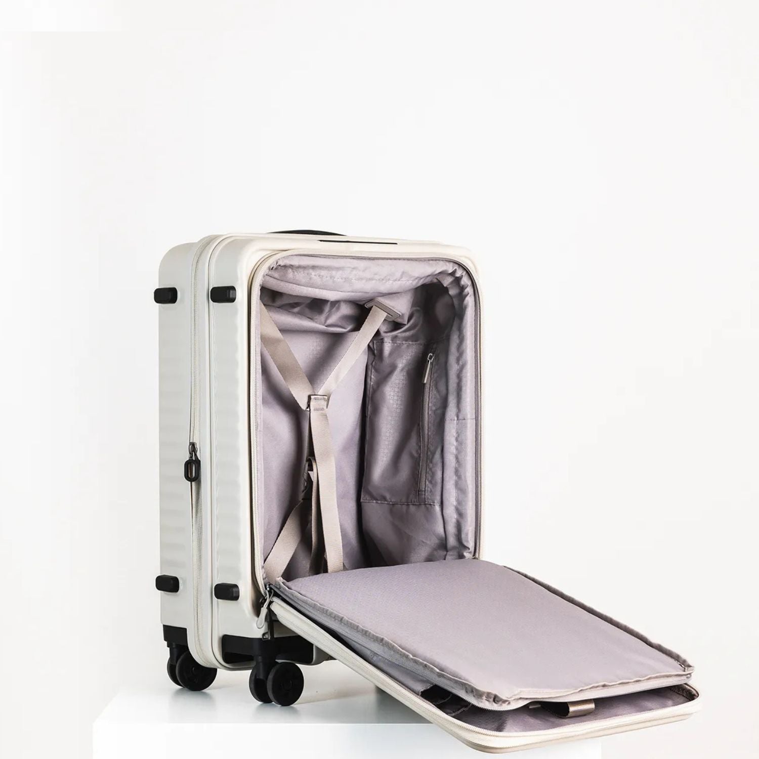 エコーラック セレストラ 機内持ち込み スーツケース