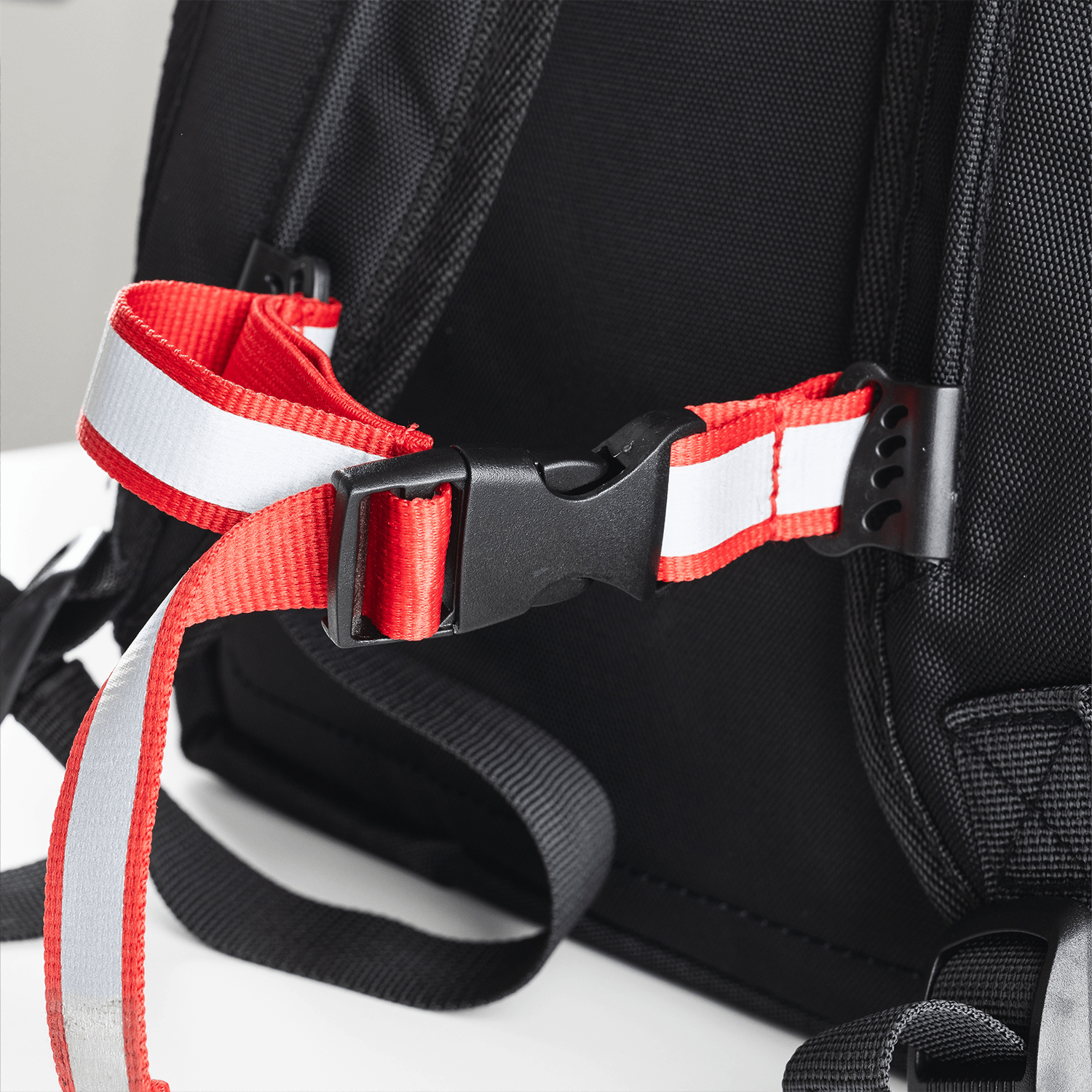 SIGNATURE BRICK 1X2 BACKPACK