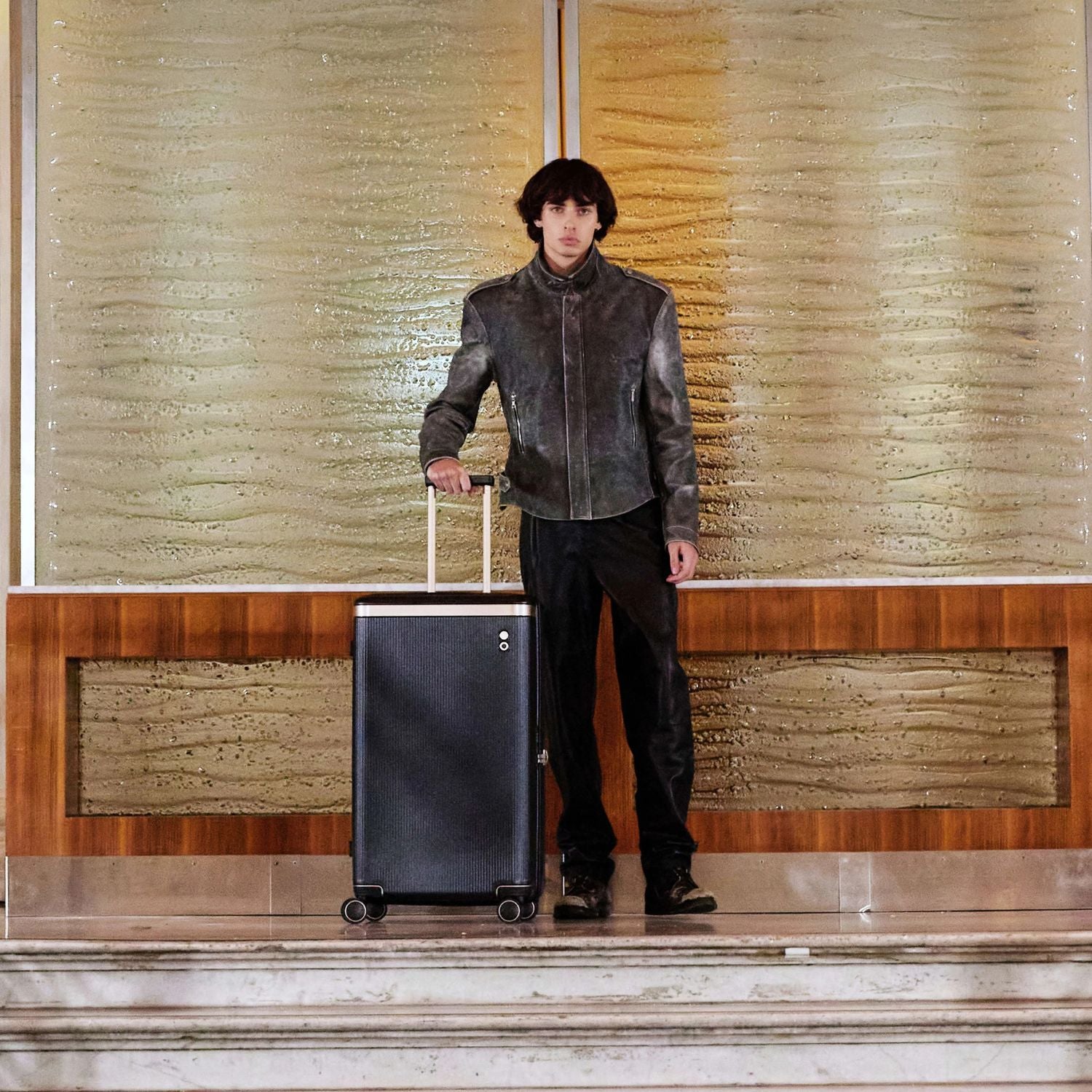 エコーラック ダイナスティ Mサイズ 中型スーツケース