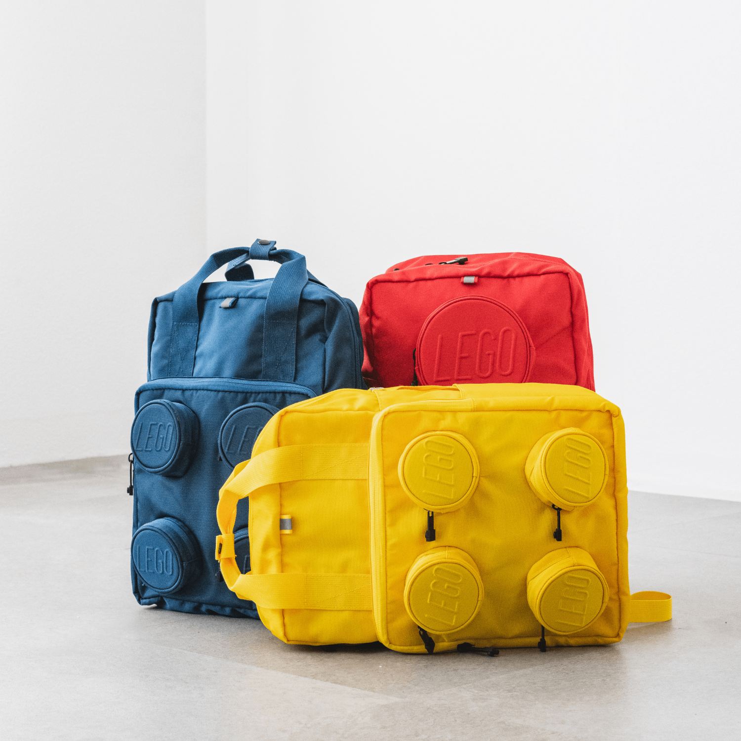 SIGNATURE BRICK 2X2 BACKPACK