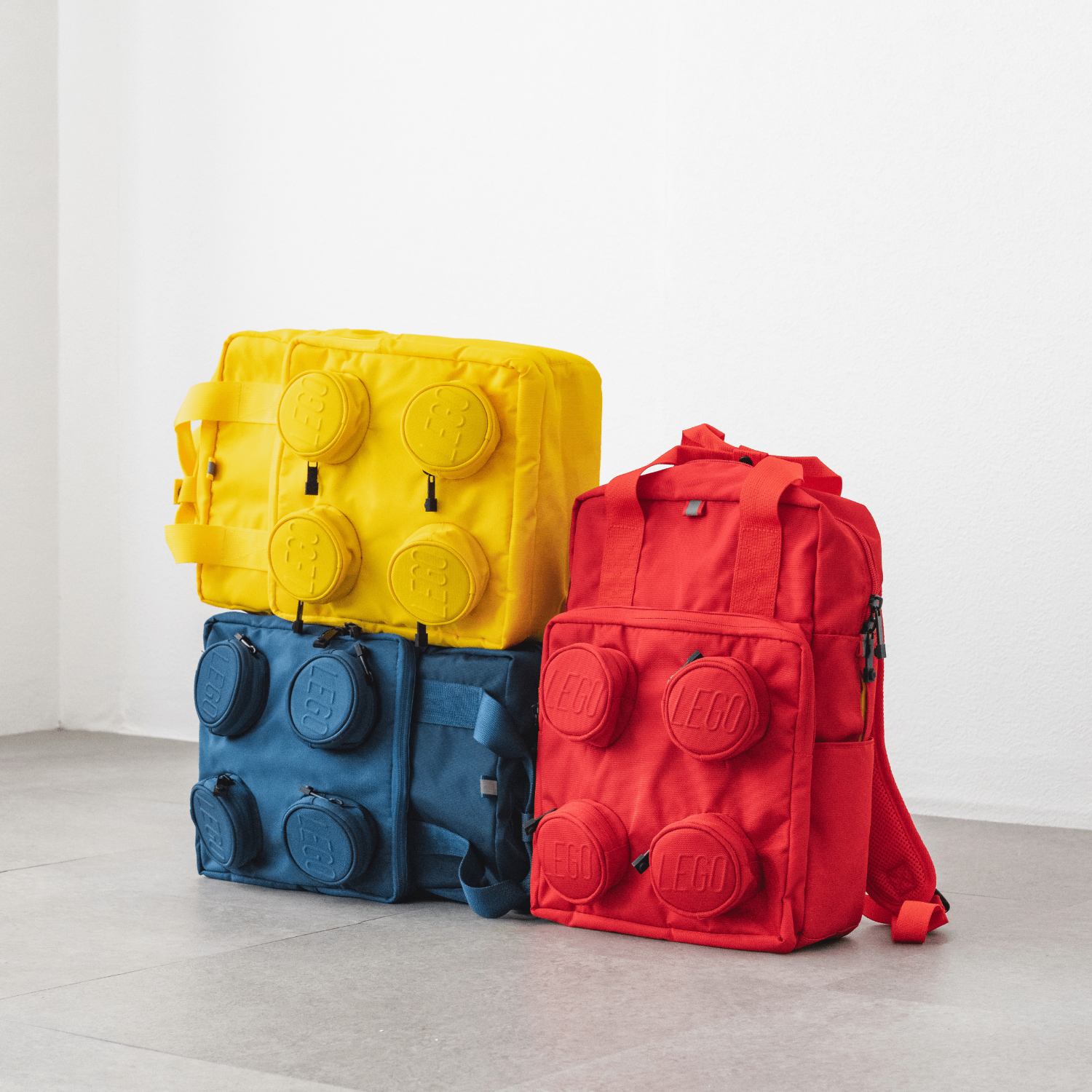SIGNATURE BRICK 2X2 BACKPACK