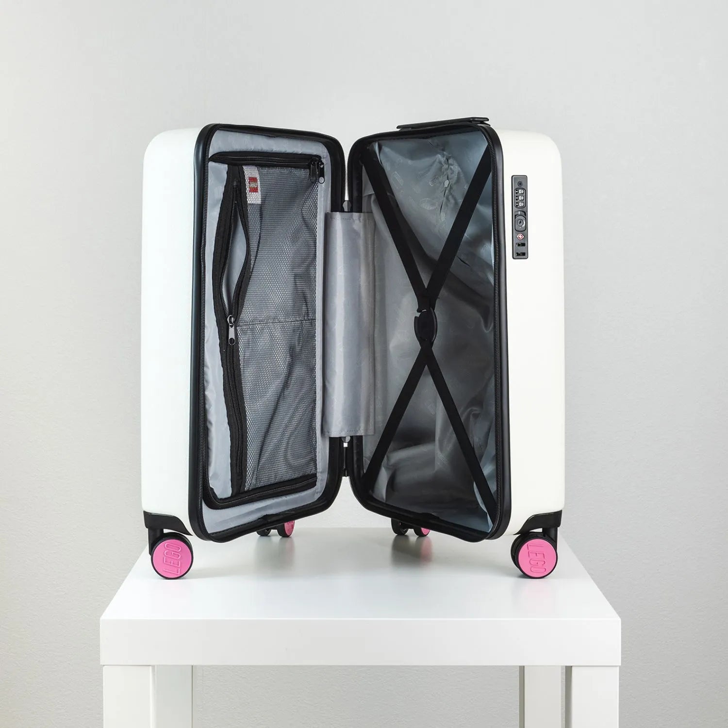 レゴ アーバン 機内持ち込み スーツケース