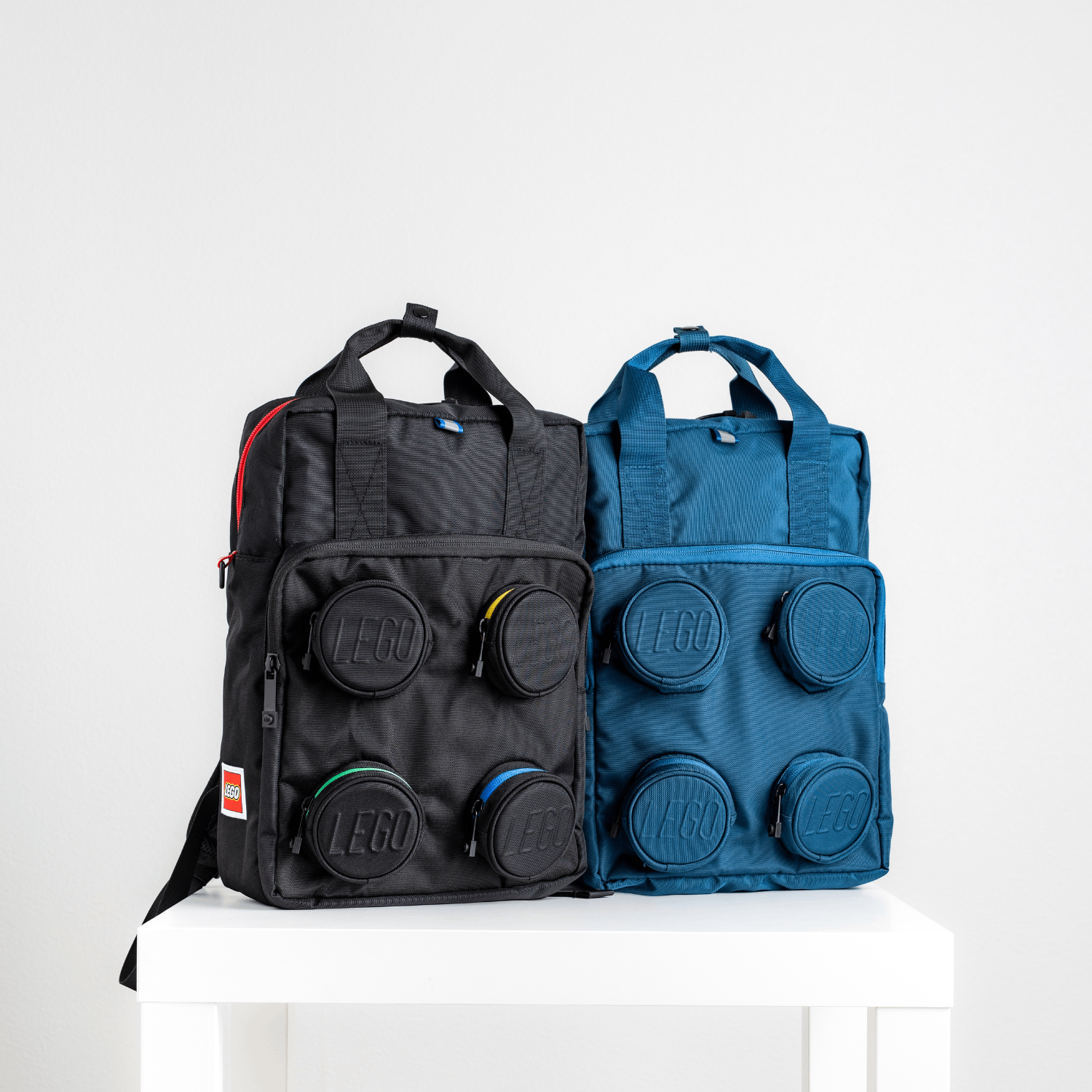 SIGNATURE BRICK 2X2 BACKPACK