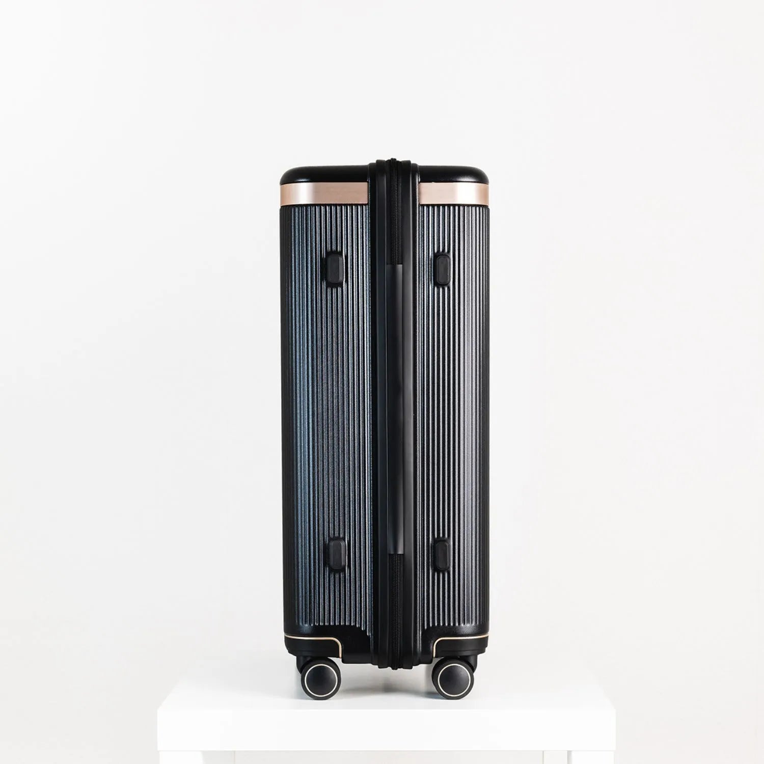 エコーラック ダイナスティ Mサイズ 中型スーツケース