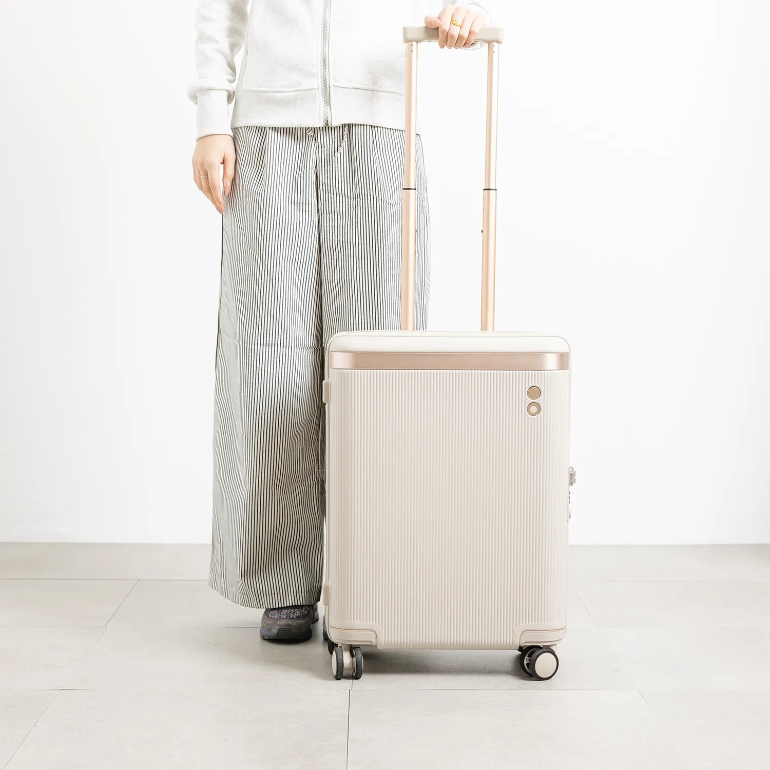 エコーラック ダイナスティ 機内持ち込み スーツケース