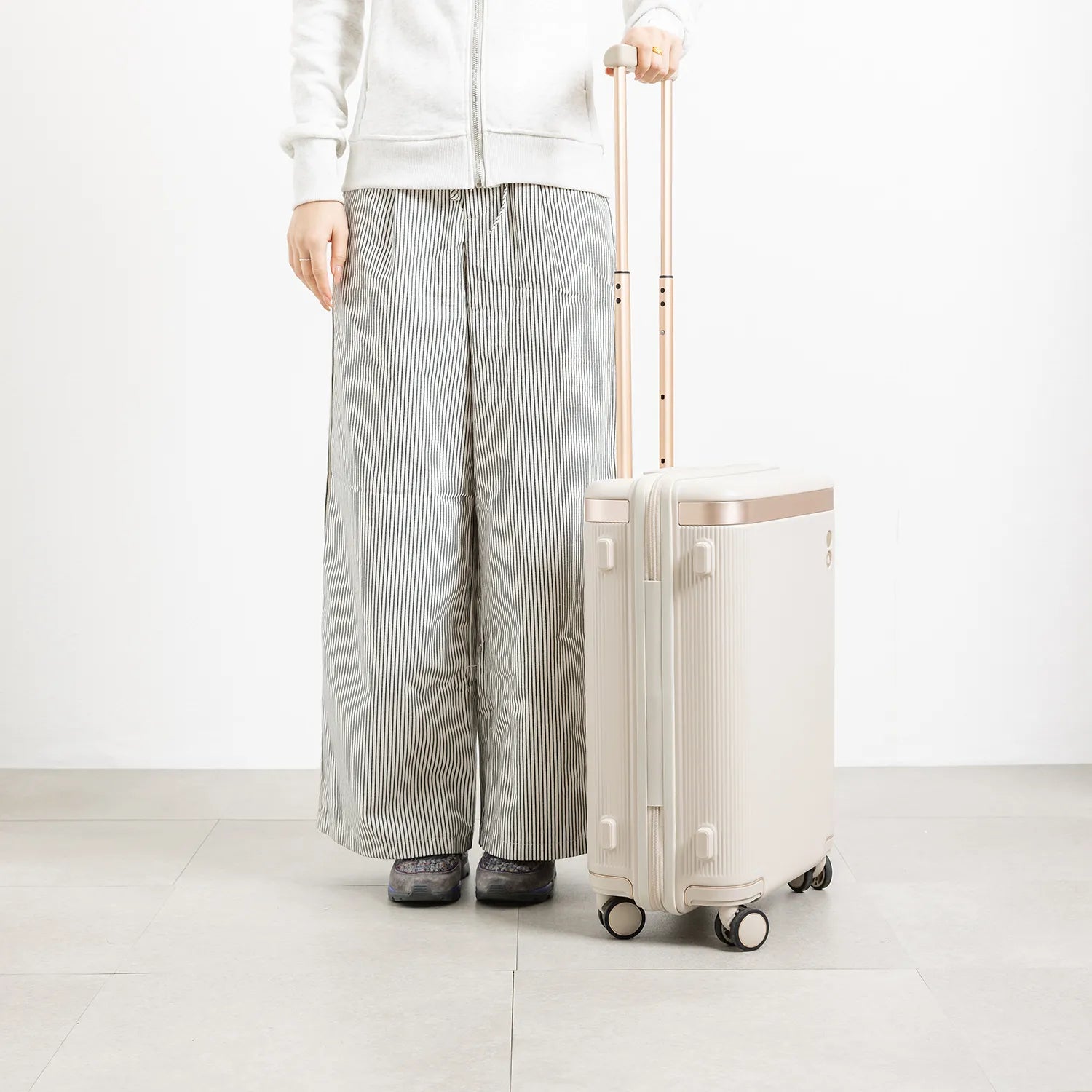 エコーラック ダイナスティ 機内持ち込み スーツケース