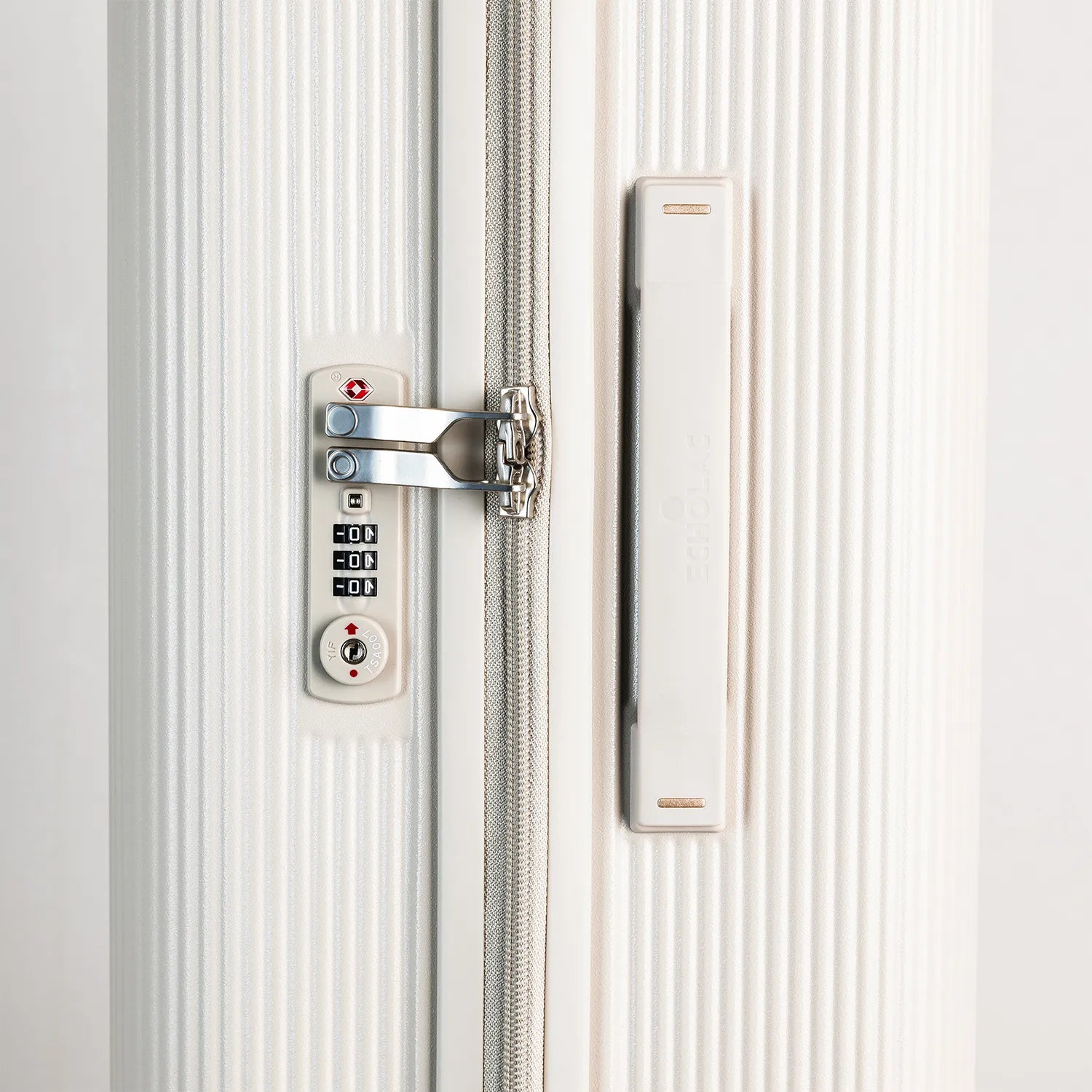 エコーラック ダイナスティ Mサイズ 中型スーツケース