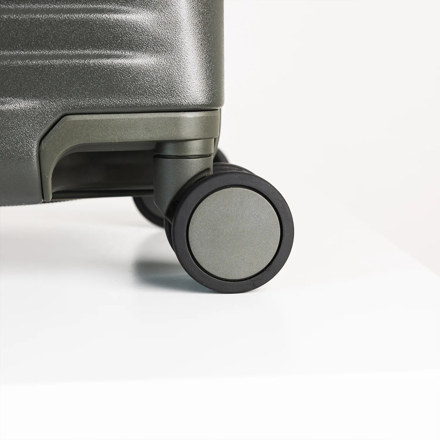 エコーラック ショーグンEVO 機内持ち込み スーツケース