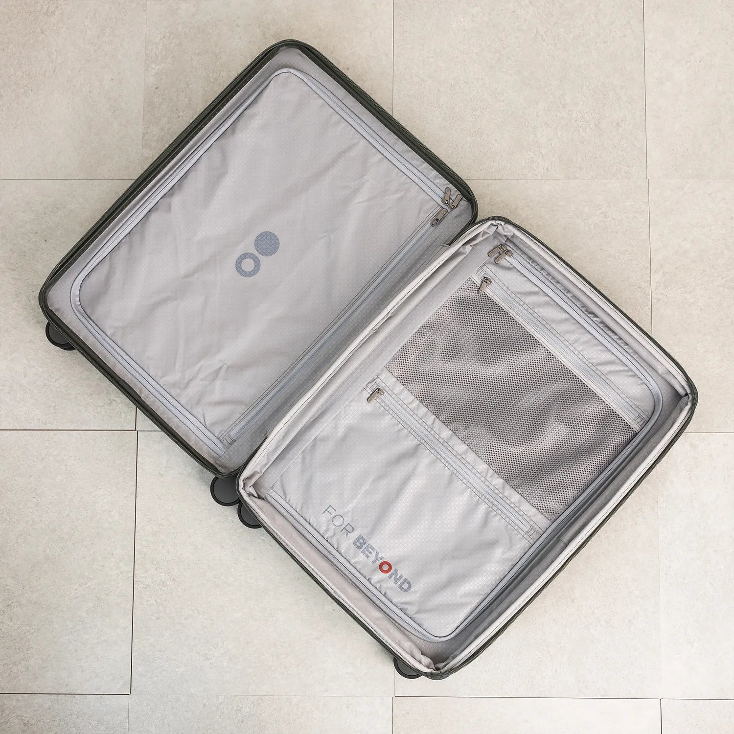 エコーラック ショーグンEVO Mサイズ 中型スーツケース