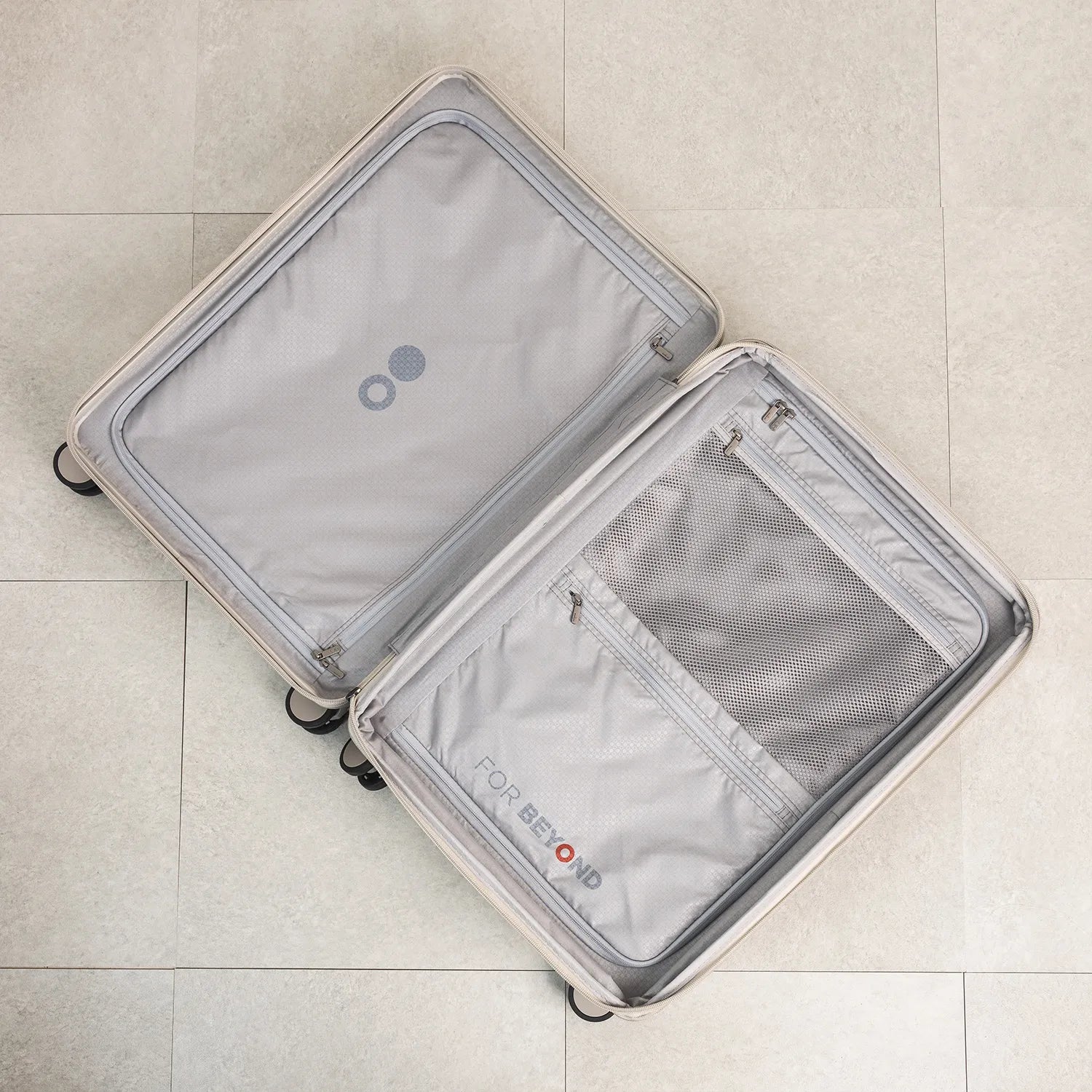 エコーラック ショーグンEVO Mサイズ 中型スーツケース