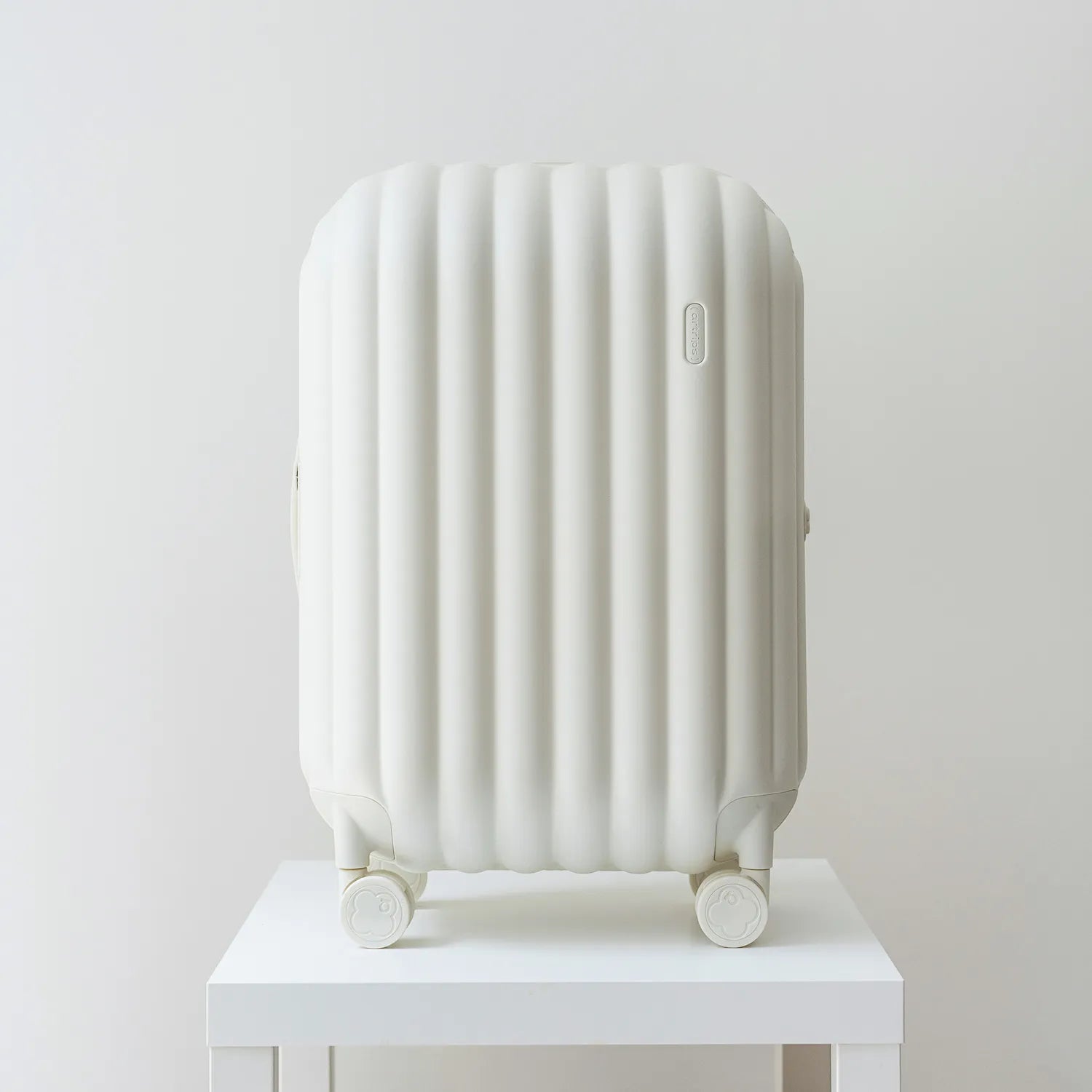 【Mサイズ】 Bread Suitcase M Suitcase｜White