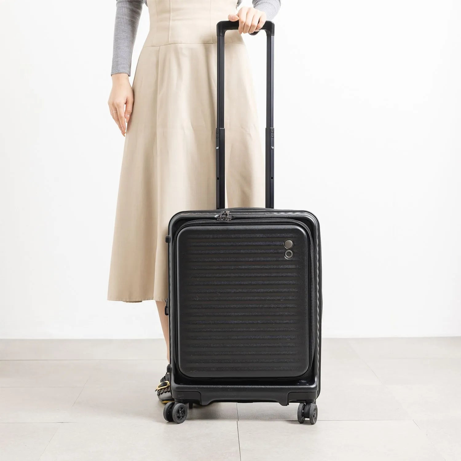 エコーラック セレストラ 機内持ち込み スーツケース