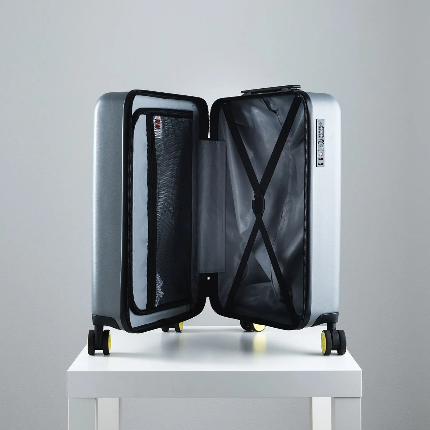 レゴ アーバン 機内持ち込み スーツケース