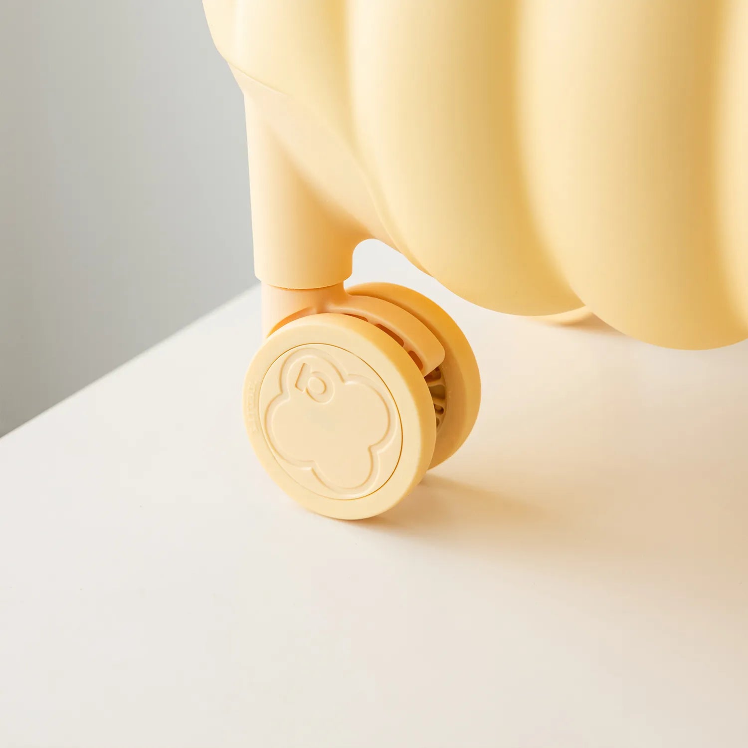 アートリップス パンスタイル 機内持ち込み スーツケース