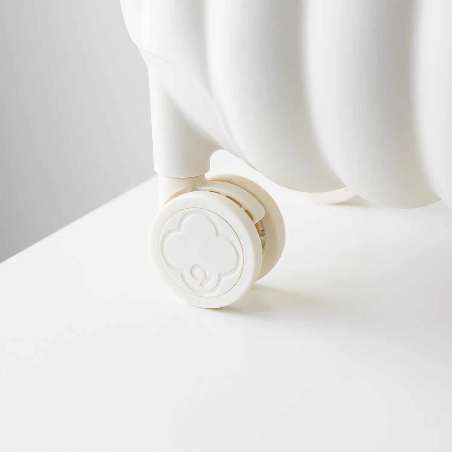 アートリップス パンスタイル 機内持ち込み スーツケース