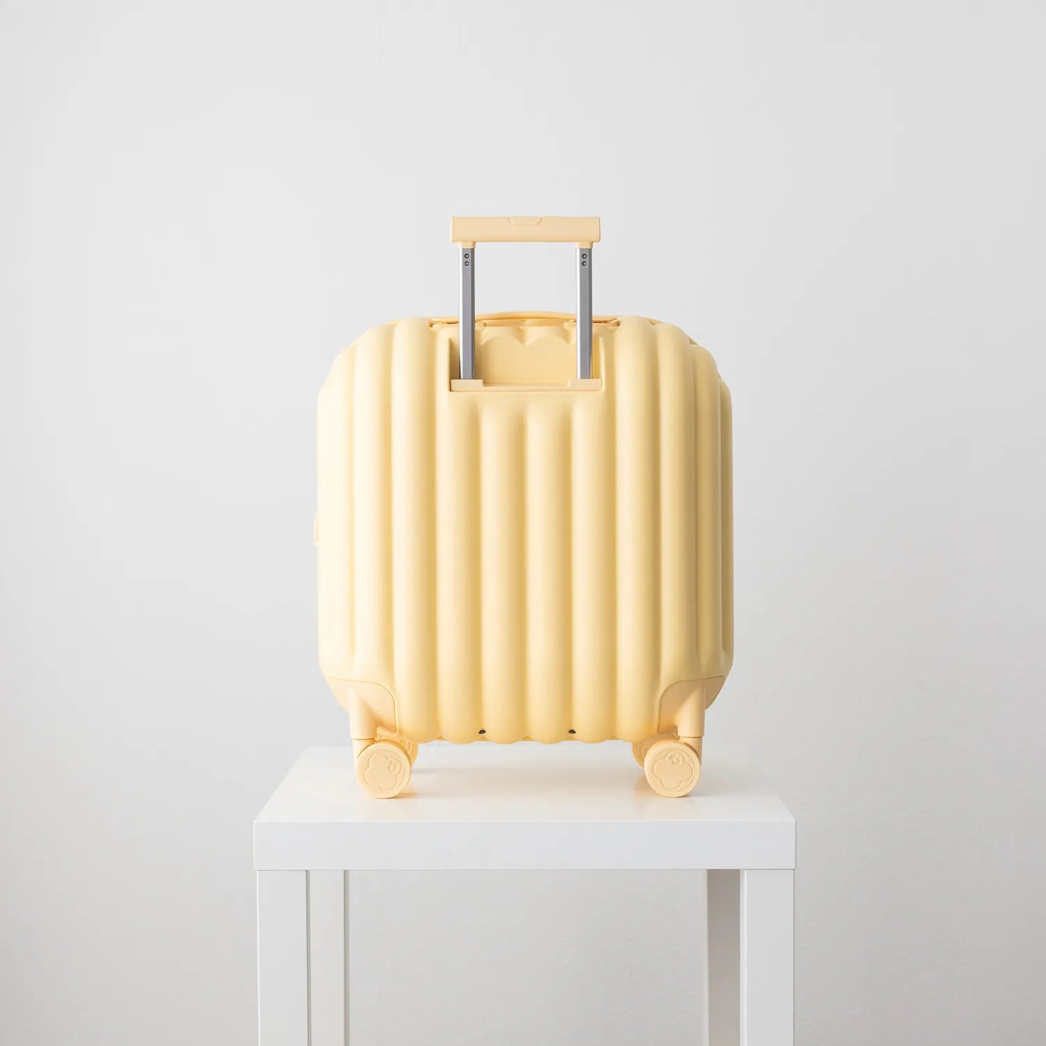 アートリップス パンスタイル 機内持ち込み スーツケース