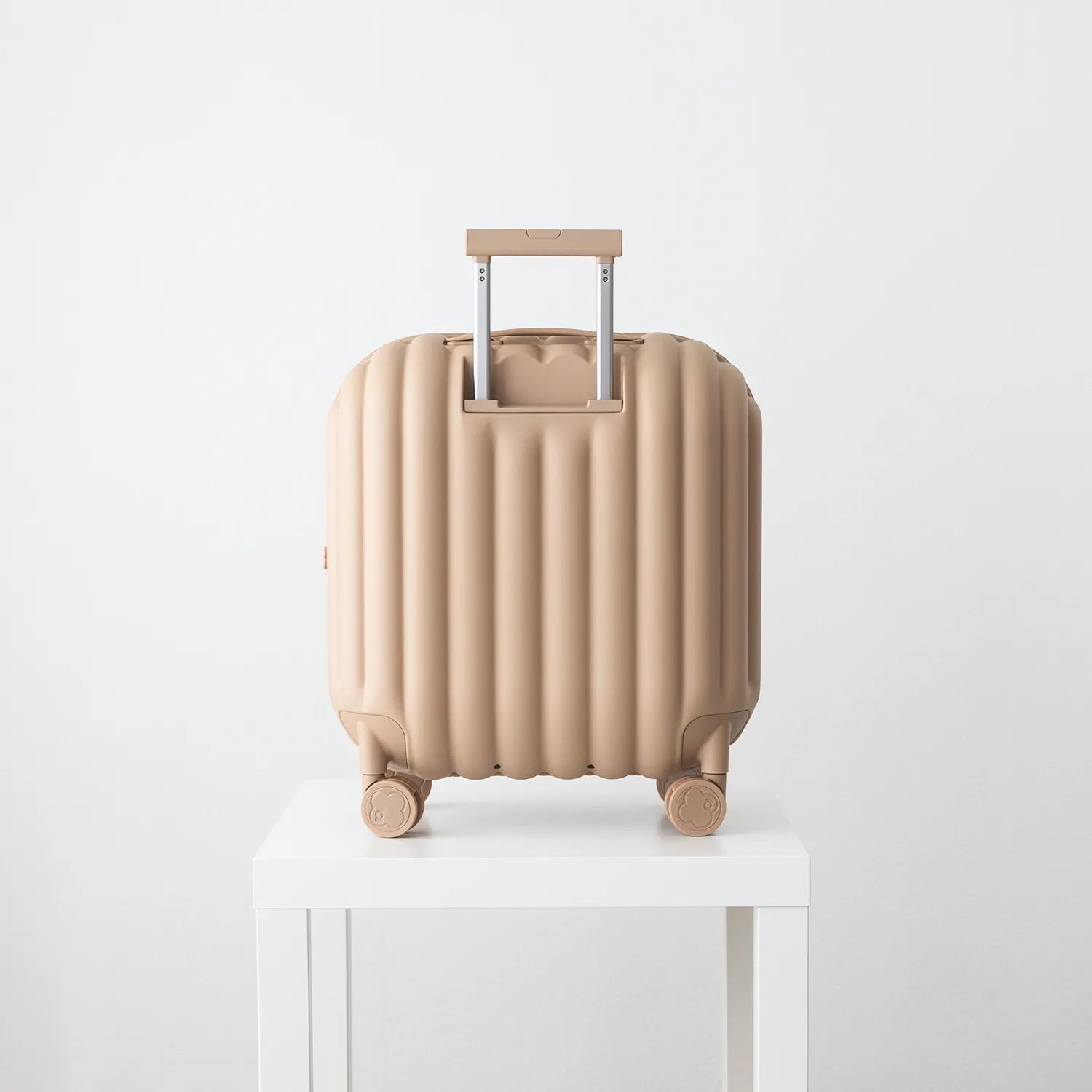 アートリップス パンスタイル 機内持ち込み スーツケース