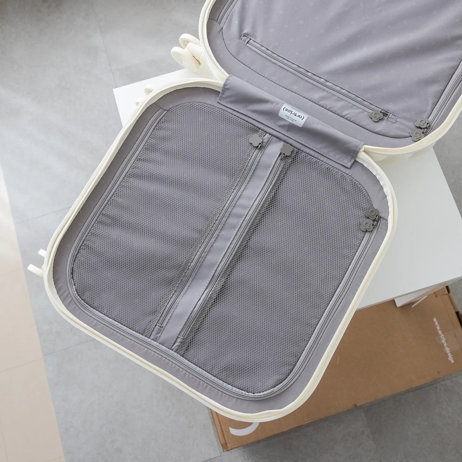 アートリップス パンスタイル 機内持ち込み スーツケース