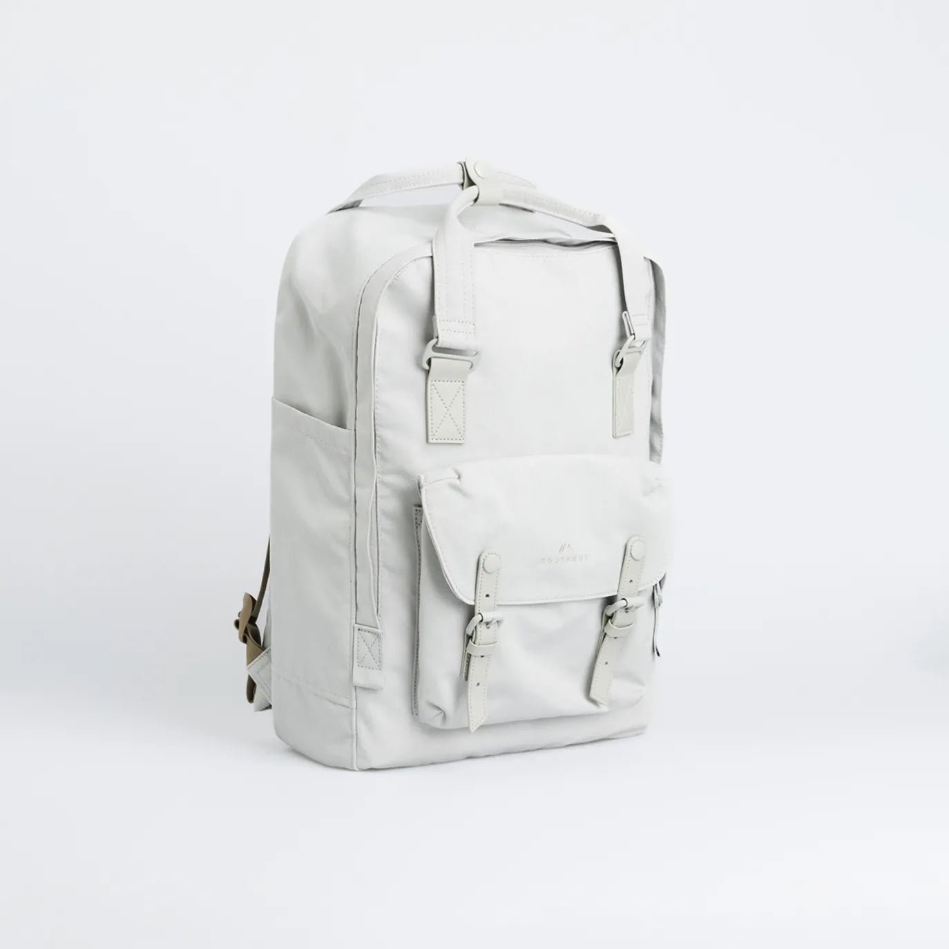 ドーナツ マカロン ラージ メディテイティブ ダークス 大容量リュック 20L