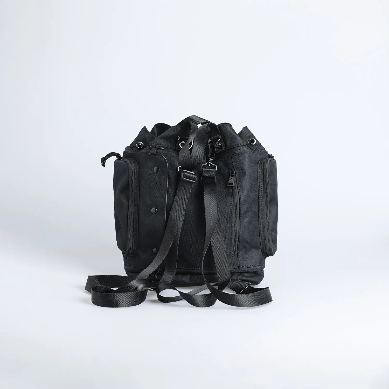 ドーナツ ピラミッド 2WAY 3WAY バックパック ショルダーバッグ 13L