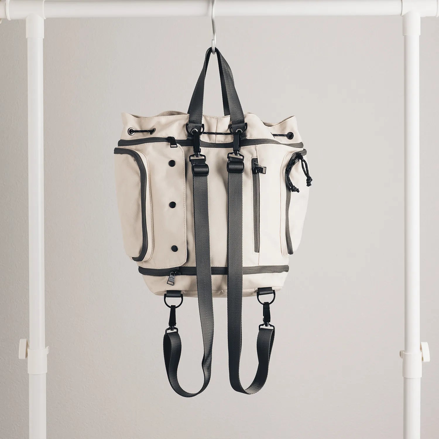 ドーナツ ピラミッド 2WAY 3WAY バックパック ショルダーバッグ 13L
