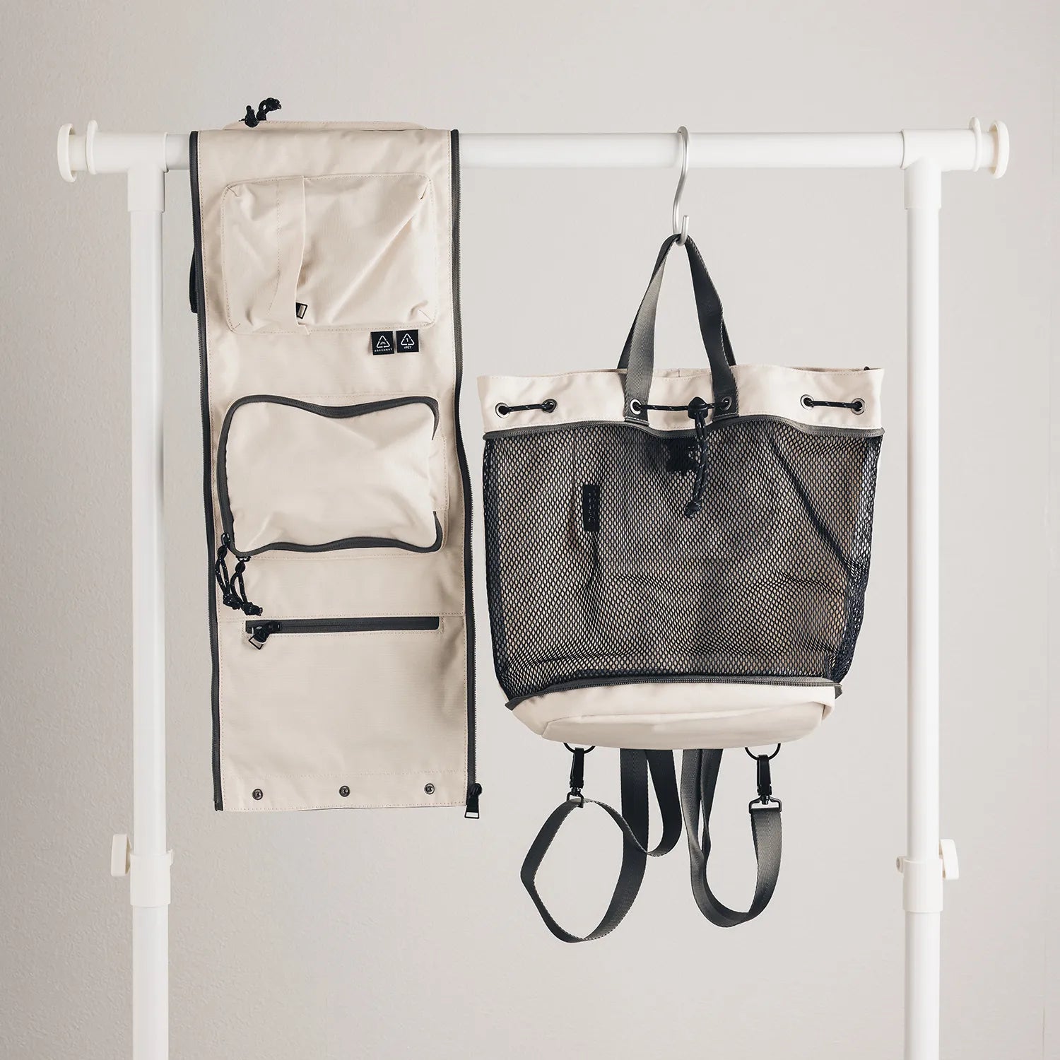 ドーナツ ピラミッド 2WAY 3WAY バックパック ショルダーバッグ 13L