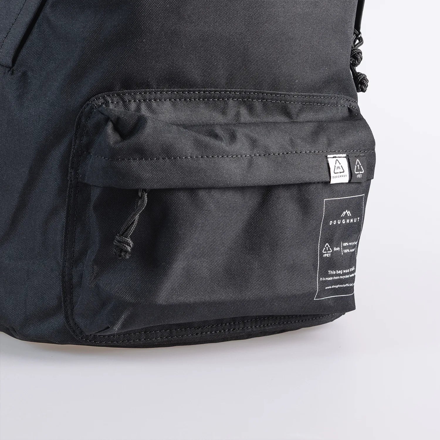 ドーナツ プラスワン リボーン 防水 A4 軽量 通学 バックパック 24L