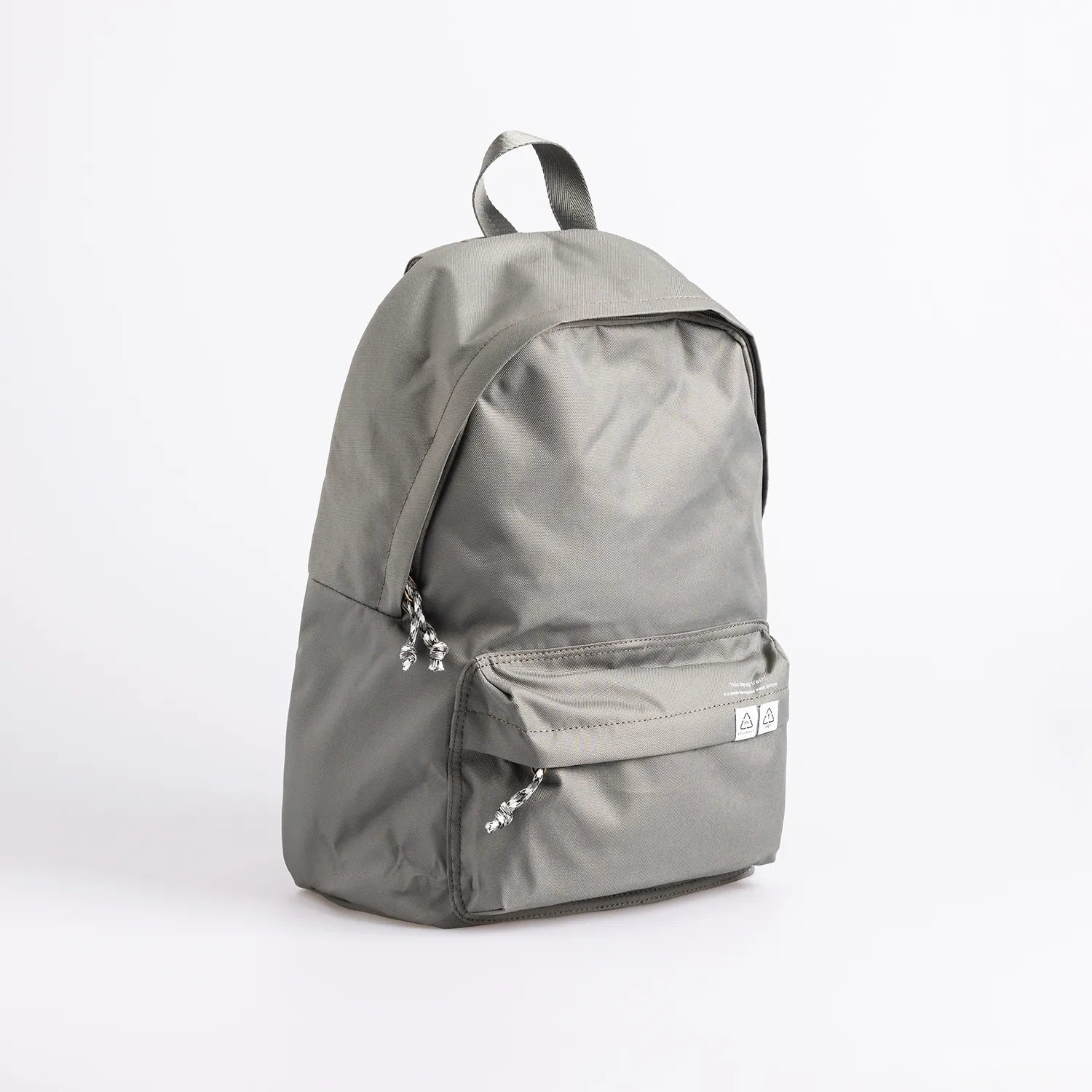 ドーナツ プラスワン リボーン 防水 A4 軽量 通学 バックパック 24L