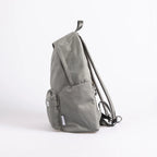 ドーナツ プラスワン リボーン 防水 A4 軽量 通学 バックパック 24L