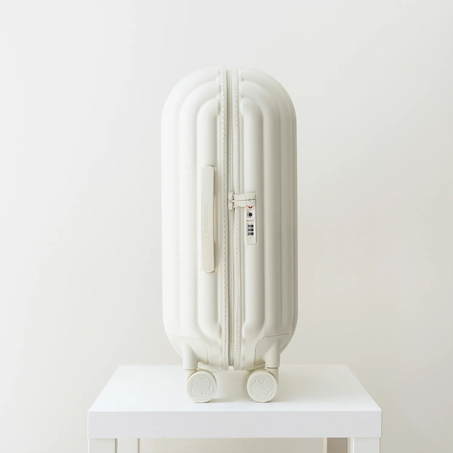 ARTRIPS | アートリップス スーツケース Bread Mサイズ 51L | 公式通販