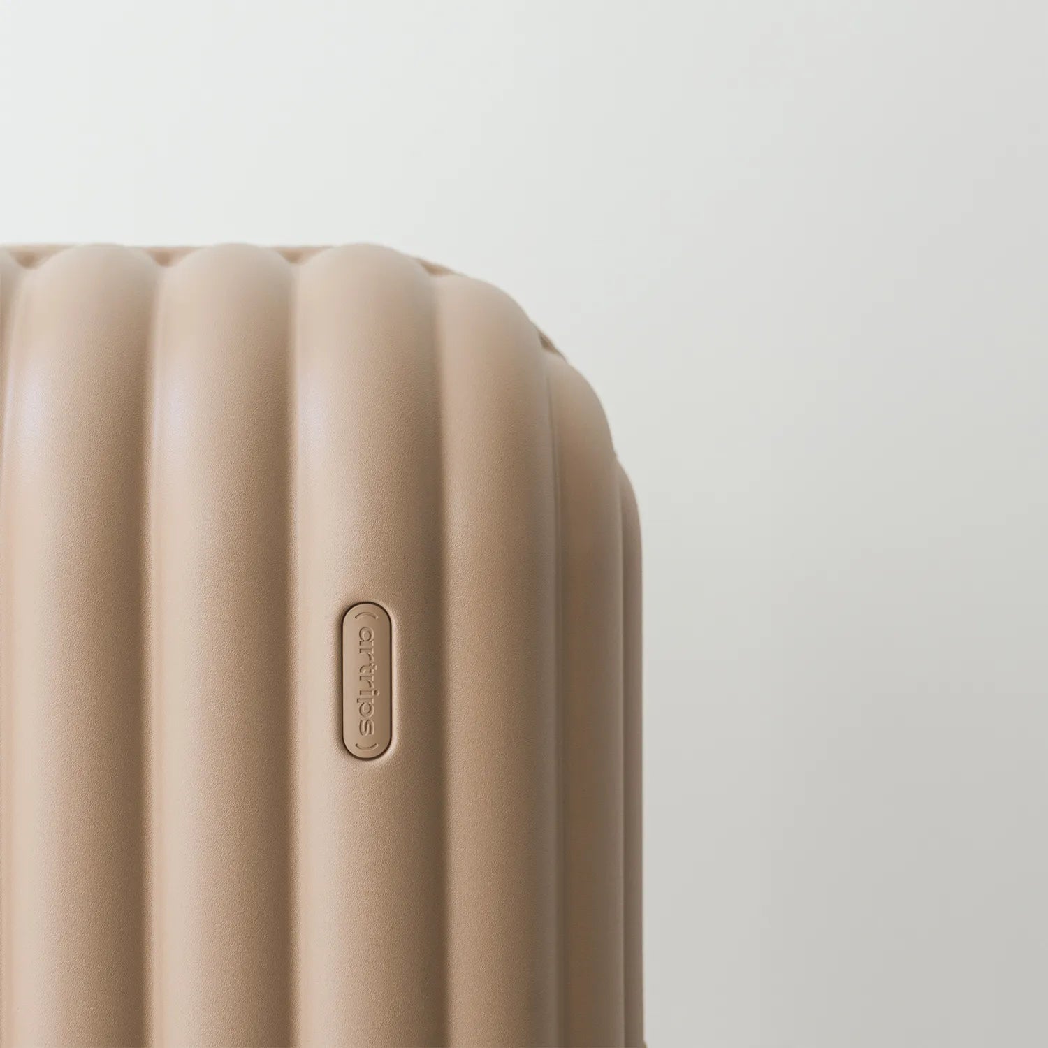 アートリップス パンスタイル Mサイズ スーツケース