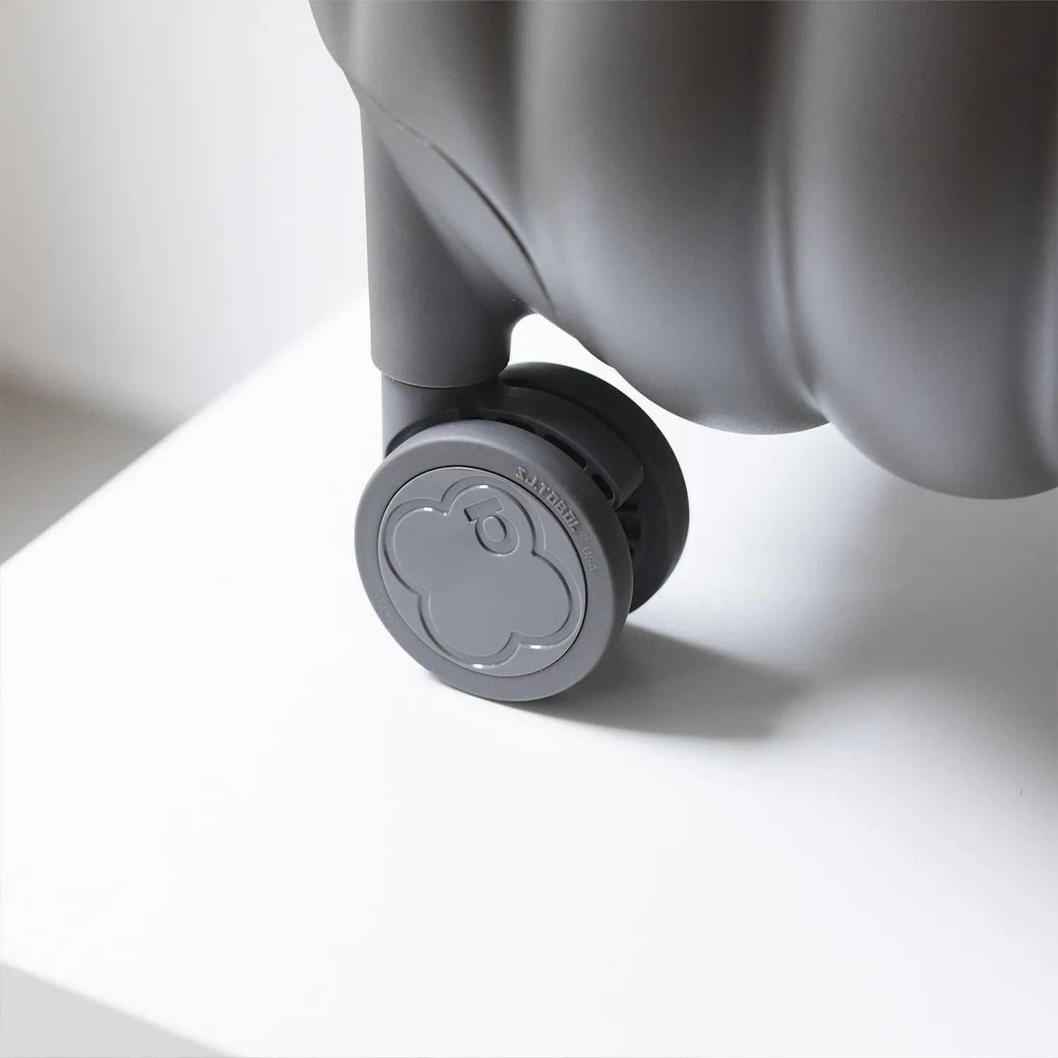 アートリップス パンスタイル 機内持ち込み スーツケース